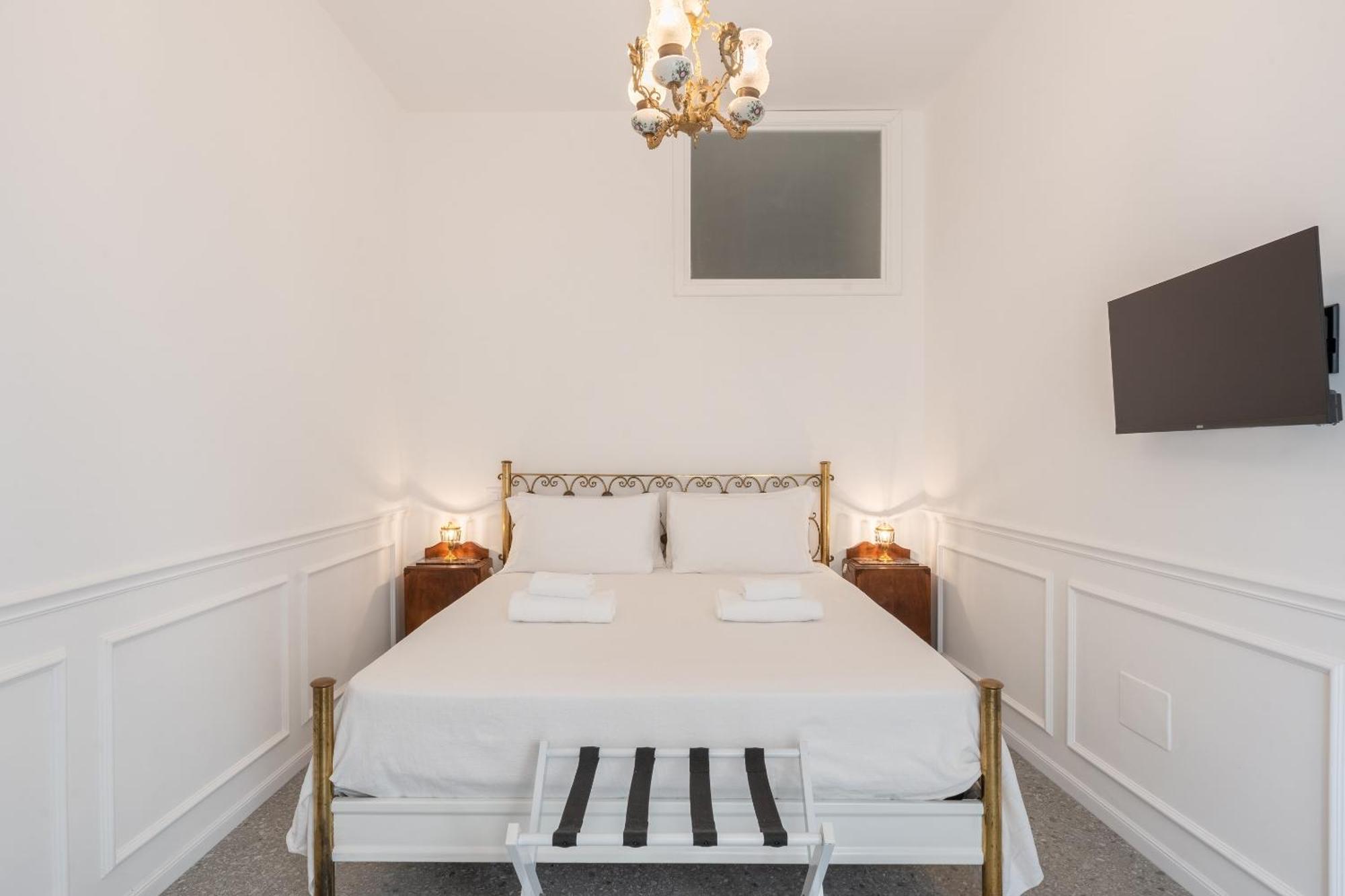 Appartement Palazzo Desiderio à Castellammare di Stabia Extérieur photo