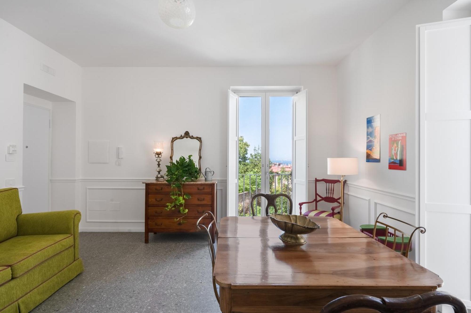 Appartement Palazzo Desiderio à Castellammare di Stabia Extérieur photo
