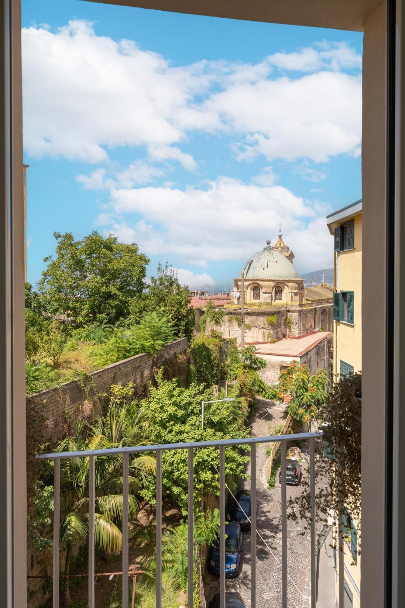 Appartement Palazzo Desiderio à Castellammare di Stabia Extérieur photo
